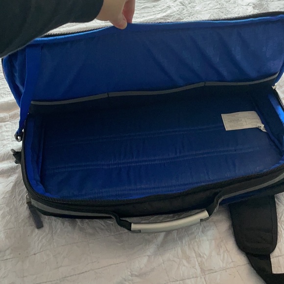 OGIO laptop bag - Picture 3 of 5